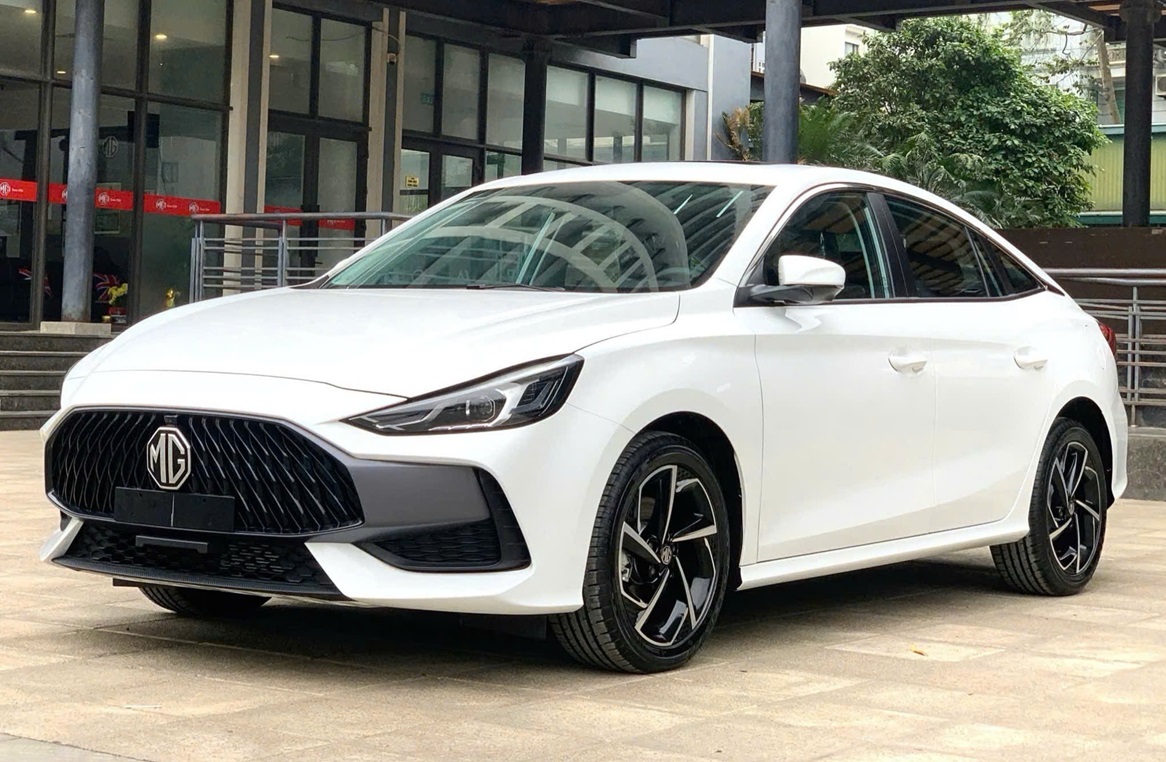 ngoại thất mg 5 trắng mg hà nội
